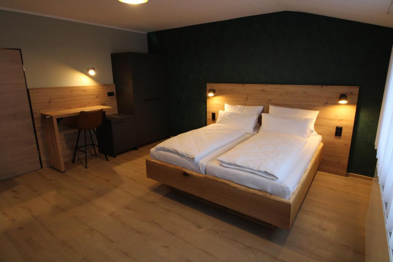 Der Hirsch Hotel มอนเชา ภายนอก รูปภาพ